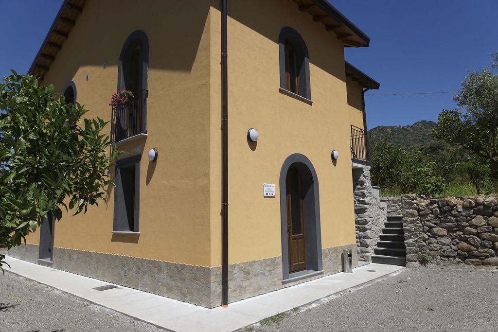La Porta Delle Gole Ξενοδοχείο Motta Camastra Εξωτερικό φωτογραφία